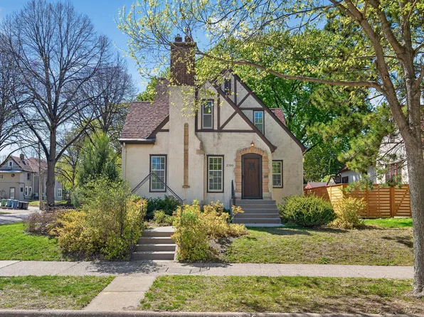 2700 Hayes St NE, Minneapolis, MN 55418