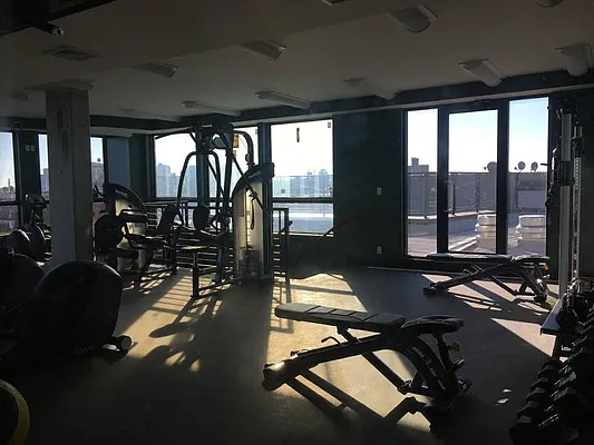 Rented by Manhattan Management LLC | media 79