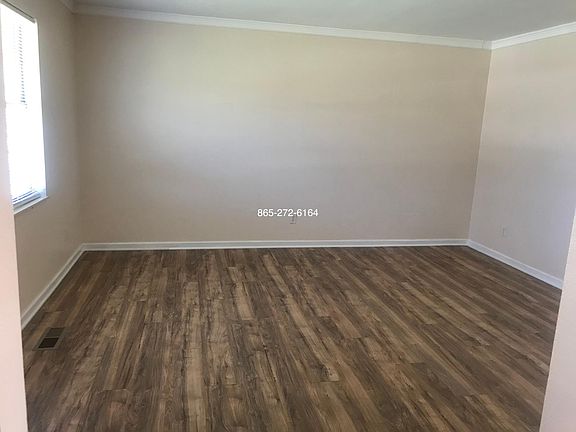 2nd image of 6432 Tewksbury Dr