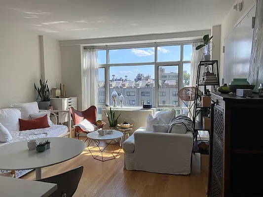 Rented by Corcoran | media 16