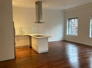 109 W Broadway, New York, NY 10013