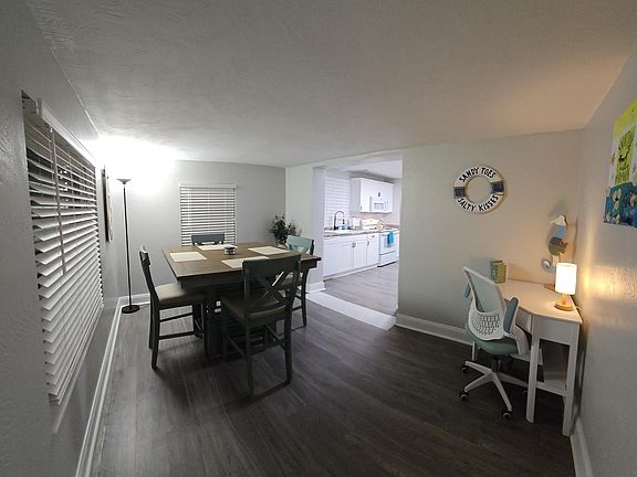 5th image of 62 River Shore Dr