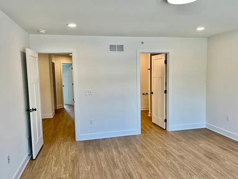 5268 Saddlebred Rd — Photo 38