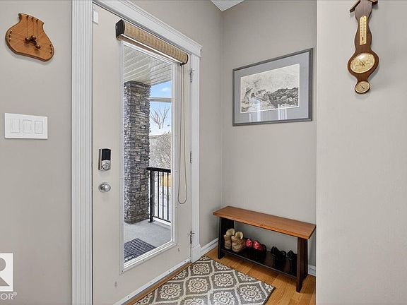 2nd image of 942 Chahley Cres NW