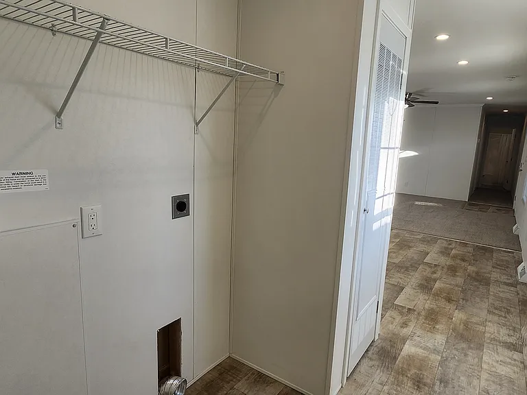 5425 Valley Dr #34 — Photo 14