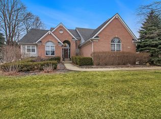119 Prestwick Trl, Highland, MI 48357