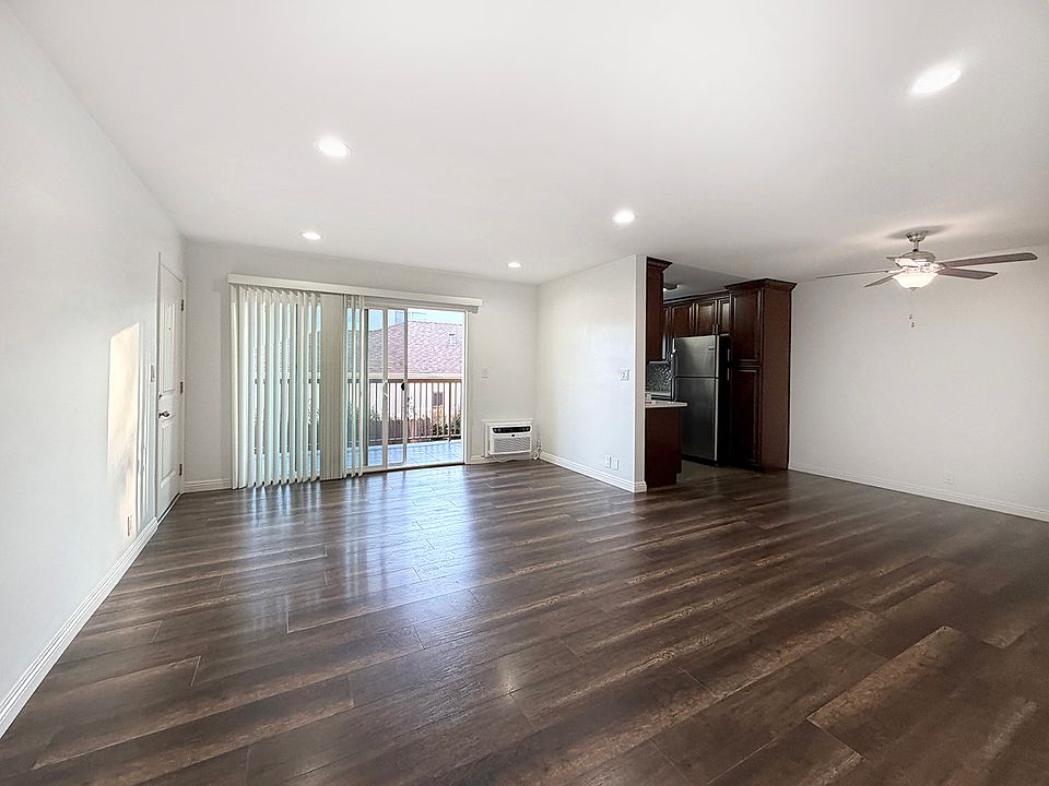 1st image of 1142 N Fuller Ave APT 3