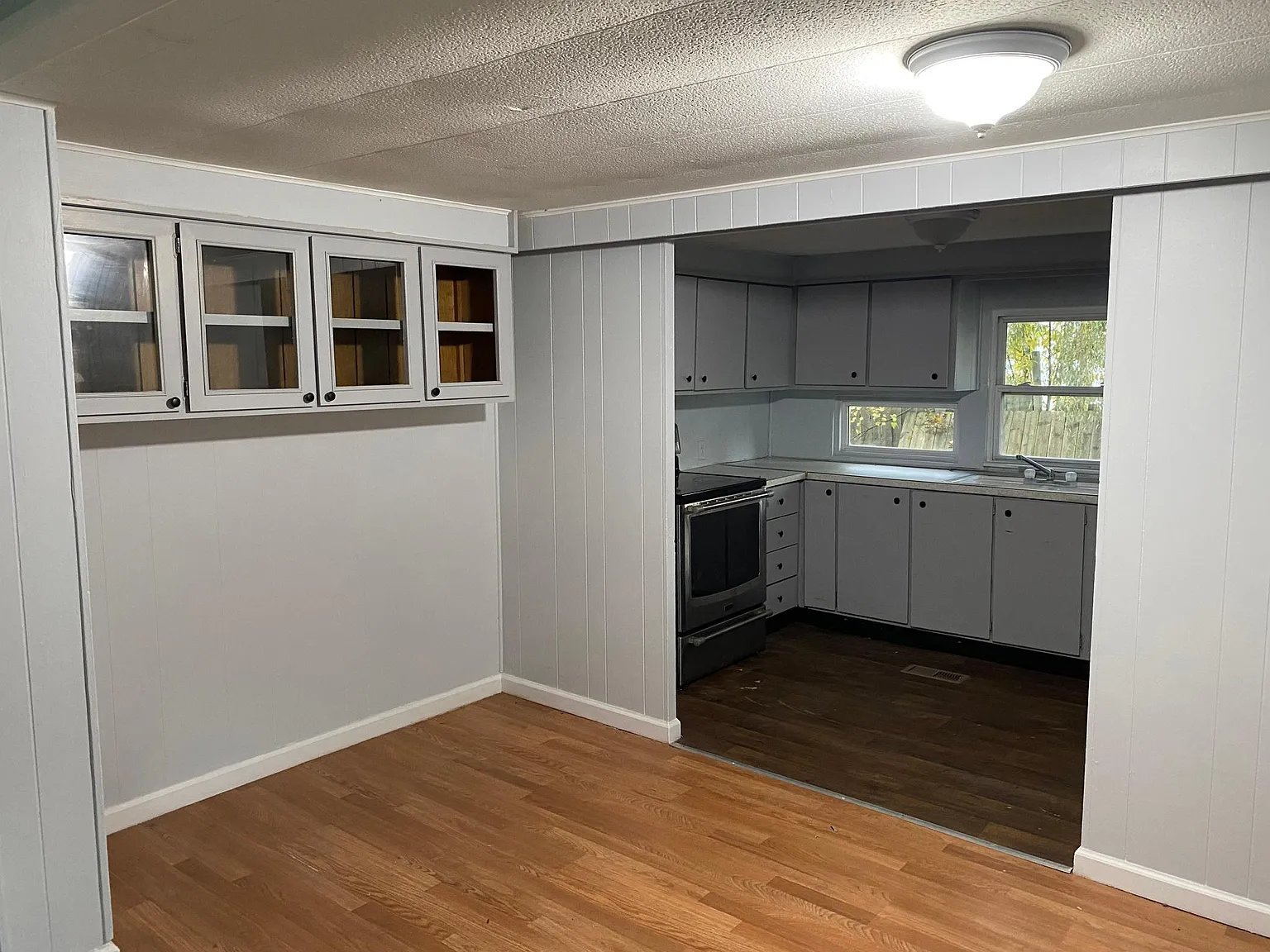 3 bed, $1,650 — Photo 4