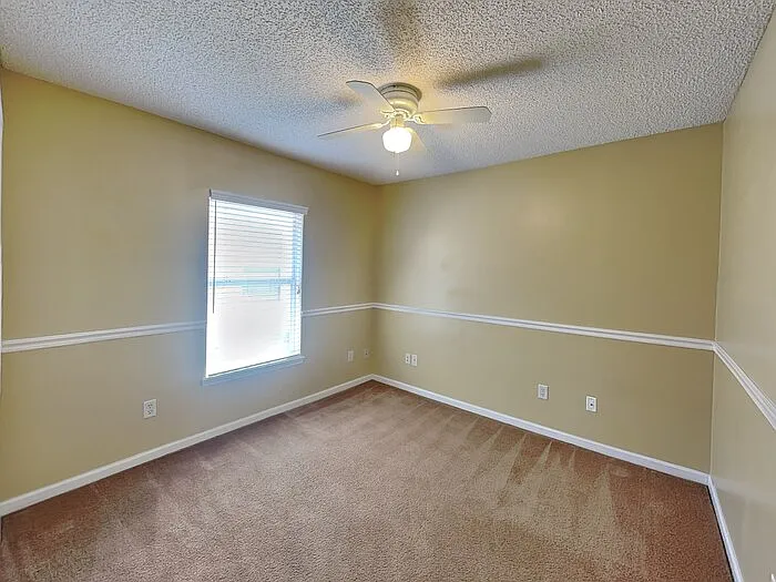 801 Mackenzie Cir — Photo 16