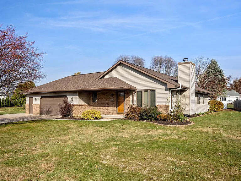 1324 Bluebird Ct — Photo 24