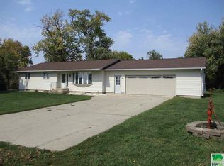 4976 390th Ave, Curlew, IA 50527
