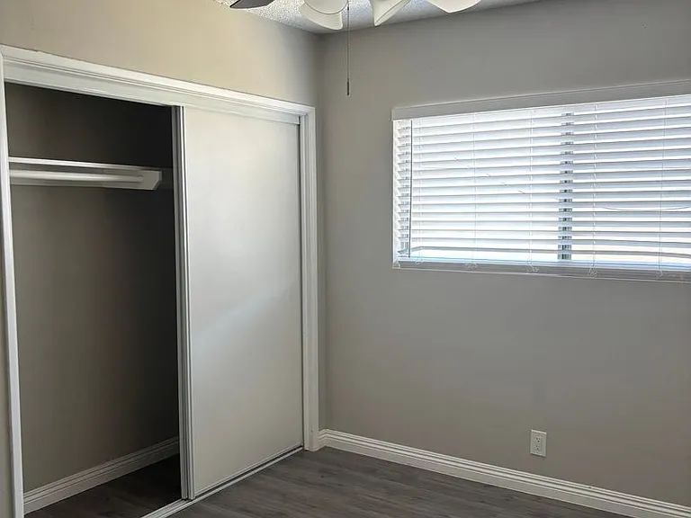 13425 Mulberry Dr — Photo 17