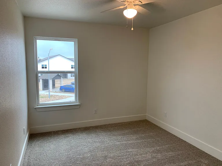 1858 Royal Loop — Photo 18