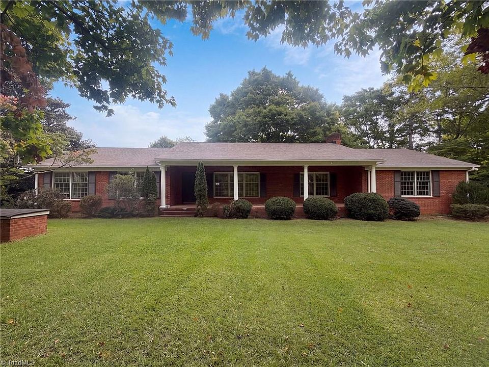 1st image of 3828 Waterview Rd