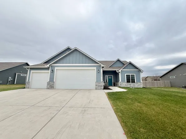 9934 Jasmine Dr, Manhattan, KS 66502