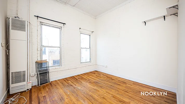 Rented by Nooklyn NYC LLC | media 36