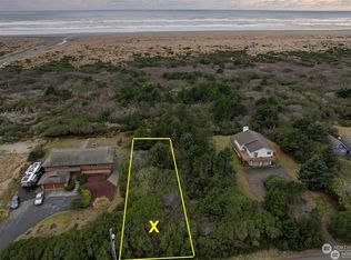 455 Sand Dune Ave SW, Ocean Shores, WA 98569