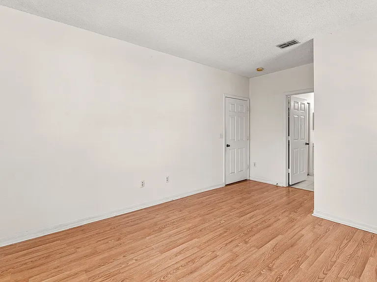 10336 Fox Trail Rd S #1305 — Photo 23