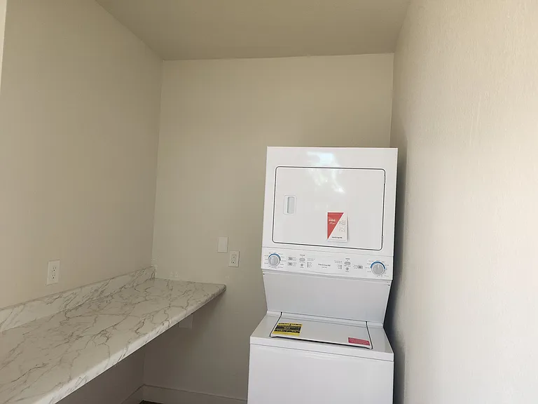 849 Emily St #ADU — Photo 8
