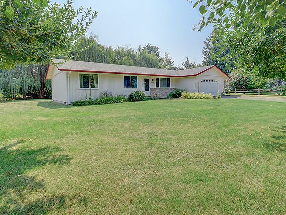 3rd image of 10021 NE Oakhurst Dr