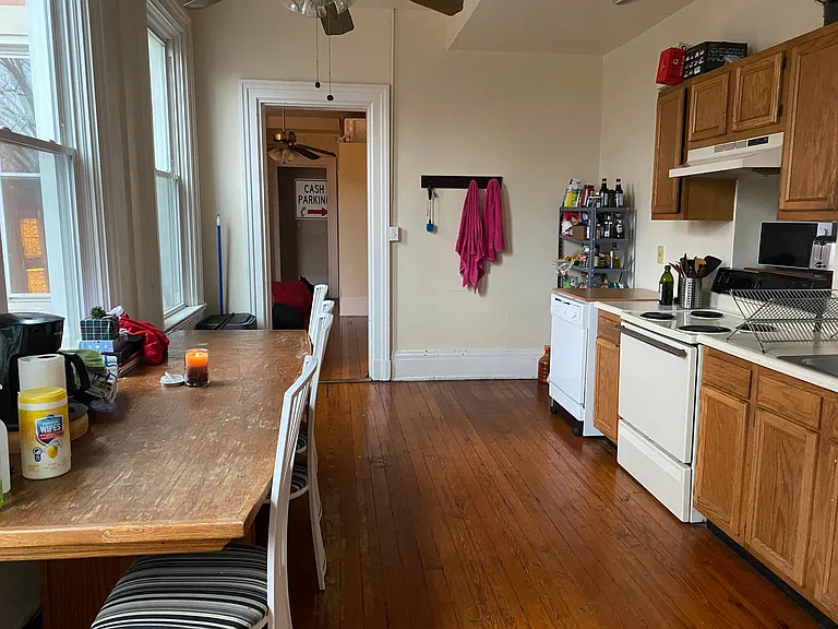 2340 Ohio Ave — Photo 4