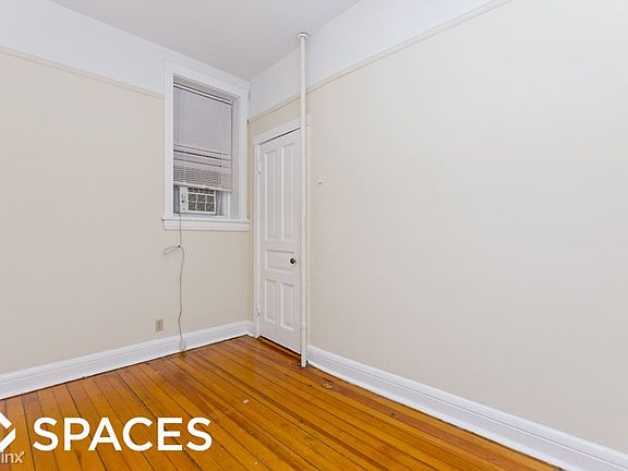 3rd image of 328 W Dickens Ave APT 16