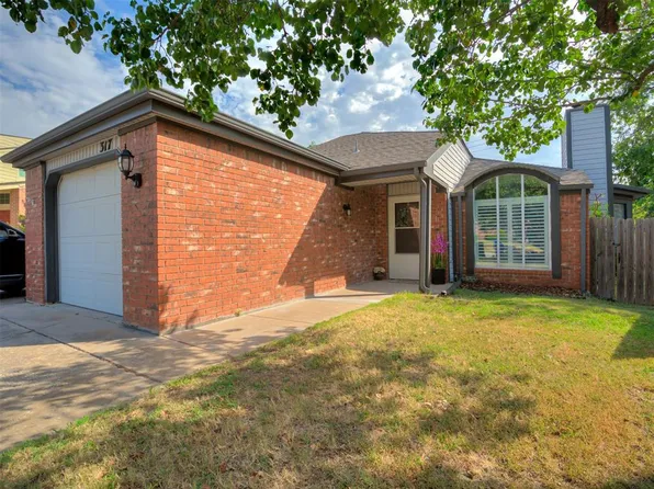 317 Colony Dr, Norman, OK 73072