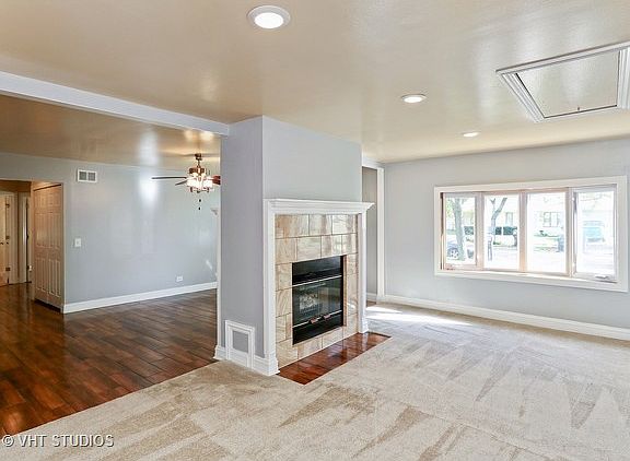 5th image of 536 Pioneer Ct