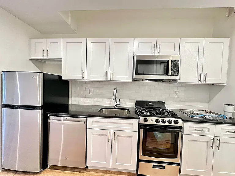449 W 46th St #85 — Photo 5