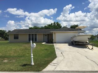 1956 SW Notre Dame Ave, Port Saint Lucie, FL 34953