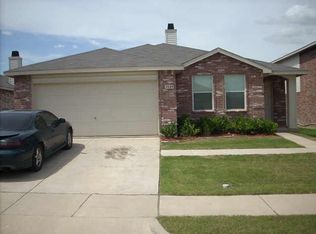 3525 Lipizzan Dr, Denton, TX 76210