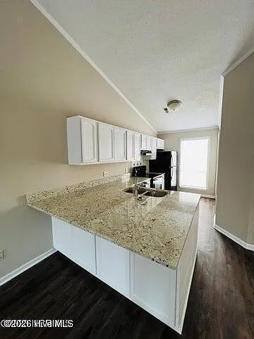 16 Upton Ct — Photo 2