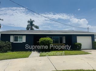 4837 Dover St NE, Saint Petersburg, FL 33703