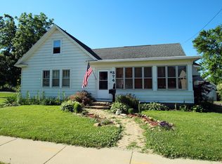 374 E Racine St, Jefferson, WI 53549