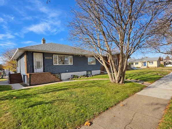11830 42nd St NW, Edmonton, AB T5W 2N4