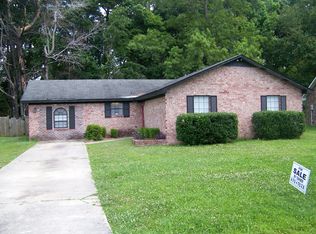 101 Pinewood St, Ladson, SC 29456