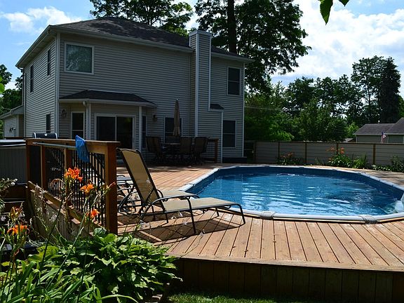 2nd image of 12 Elm Ave