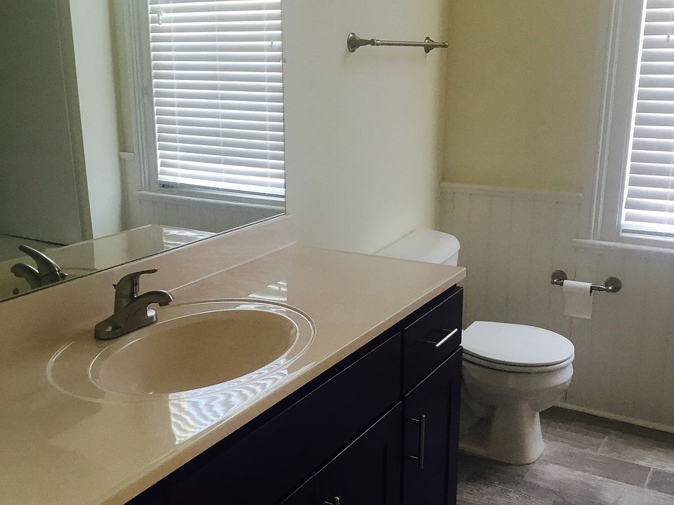 2nd image of 1229 Hull St APT 9