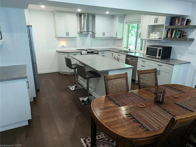 561 Marl Meadow Cres #LOWER — Photo 3