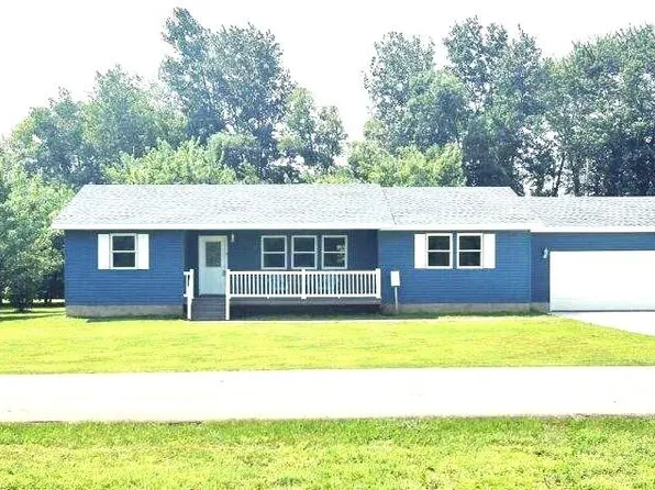 9004 Estates Dr, Demotte, IN 46310