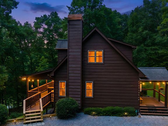 2nd image of 213 Echo Hill Dr