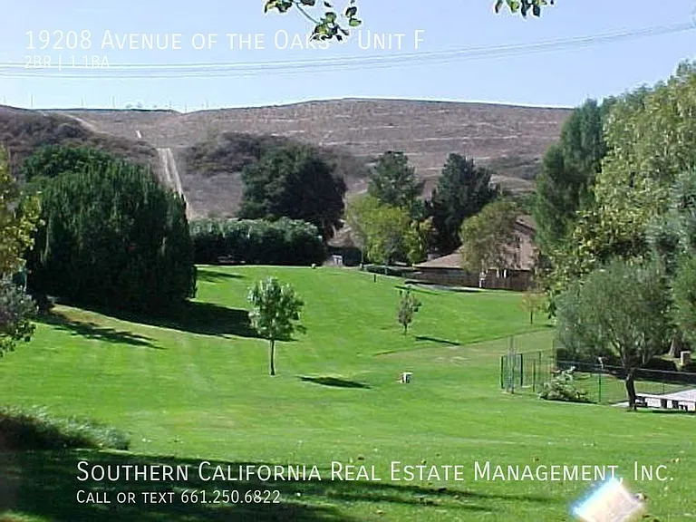 19208 Avenue Of The Oaks #F — Photo 17