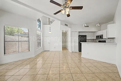 280 S Elizabeth Way Photo 1