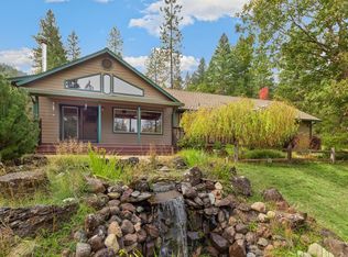 7231 W Evans Creek Rd, Rogue River, OR 97537