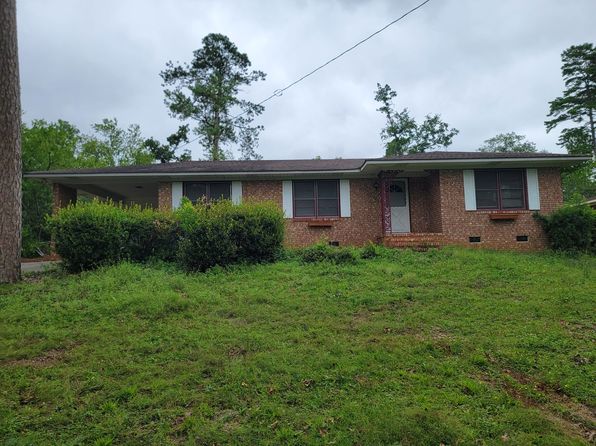 1125 Crestview Dr