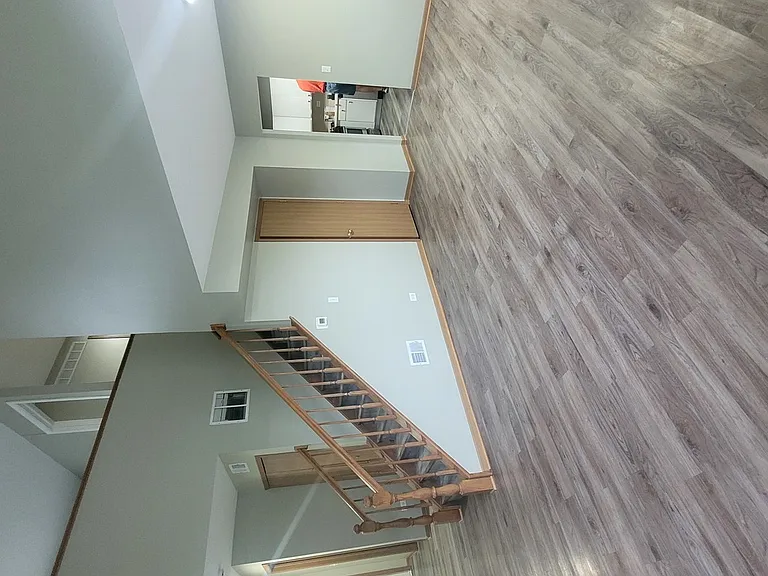 156 Castlewood Ct #156 — Photo 3