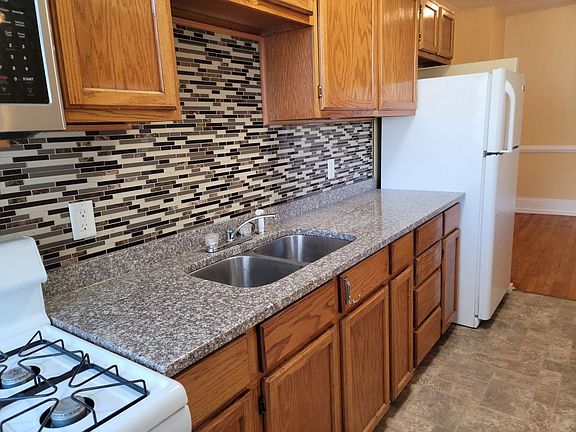 2nd image of 9335 Buckman Ave APT B8