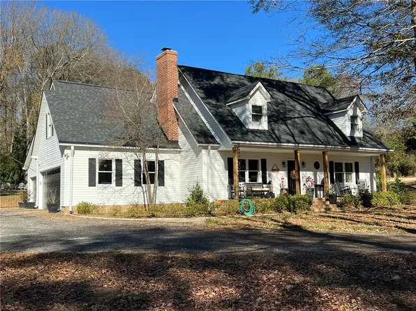 199 Lake Forest Cir, Easley, SC 29642