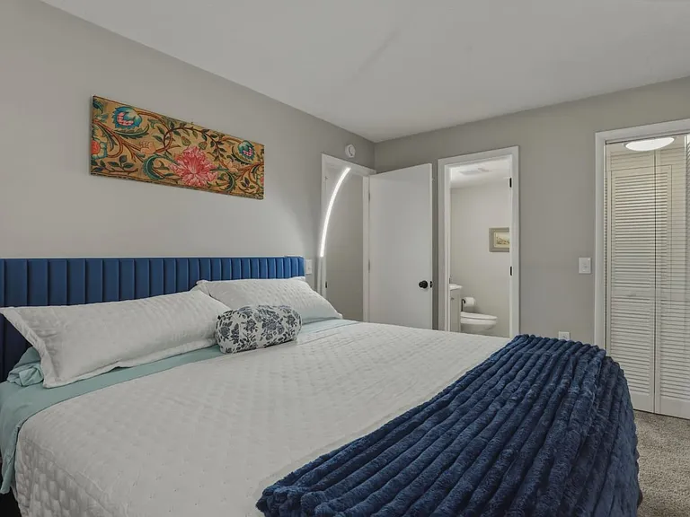 141 W Pulteney St #103 — Photo 35