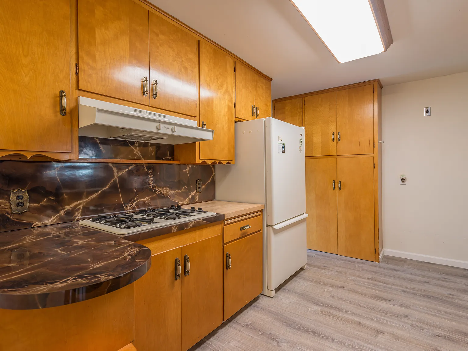 5 bed, 1675 sqft, $1,600 — Photo 3